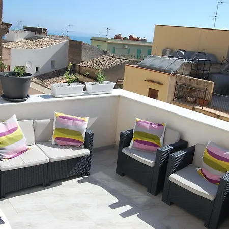 Casa Helios Apartment *